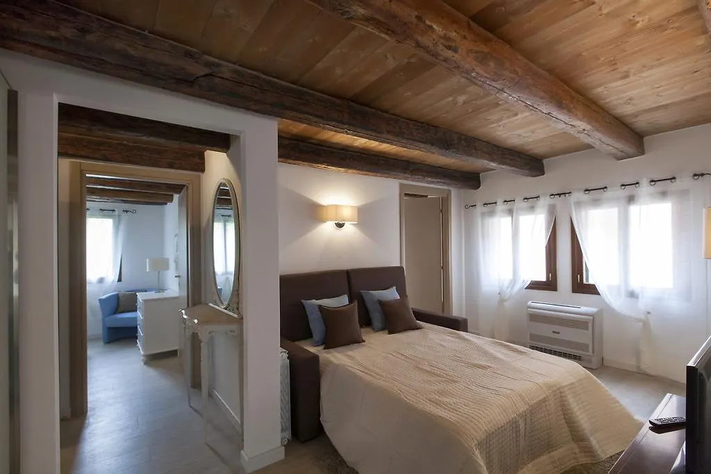 Residenza Tiziano Venice 0*,