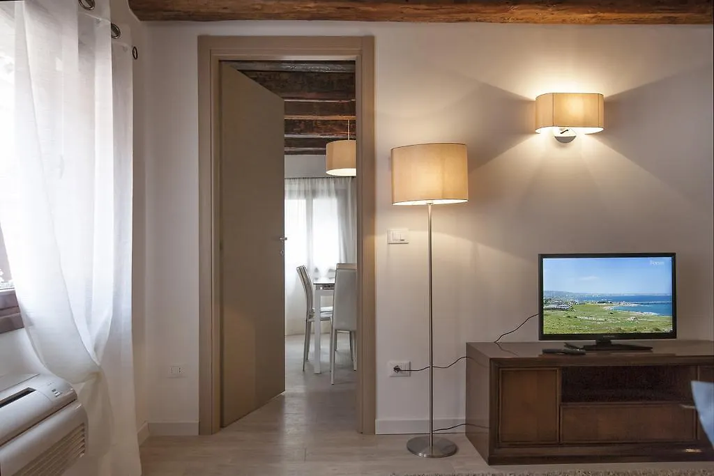 Residenza Tiziano Venice Apartment