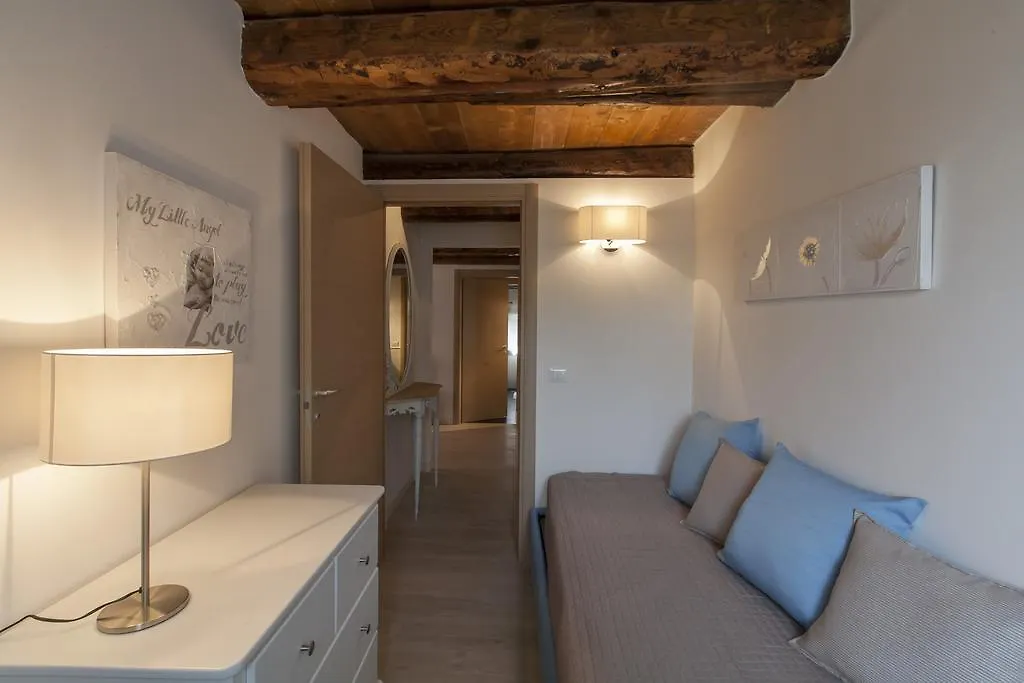 Residenza Tiziano Venice 0*,