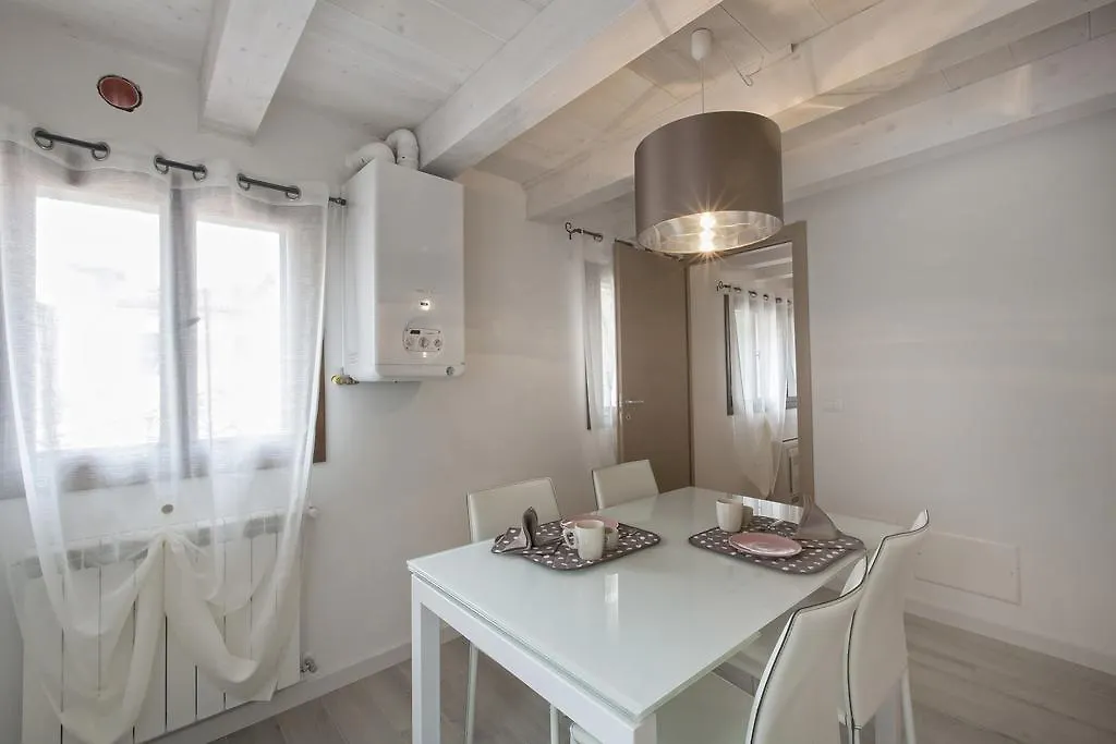 Residenza Tiziano Apartamento Veneza 0*,  Itália